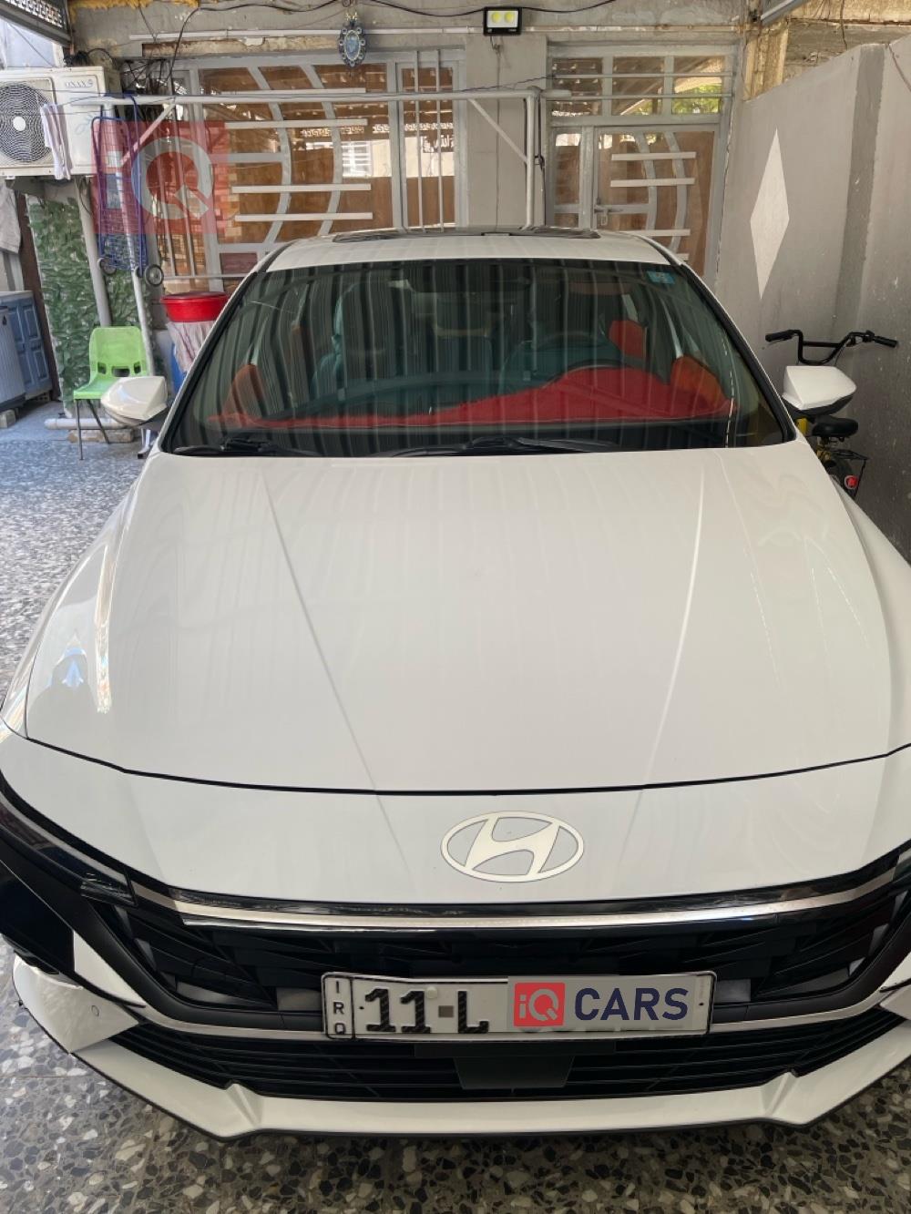 هیۆندای ئەلەنترا